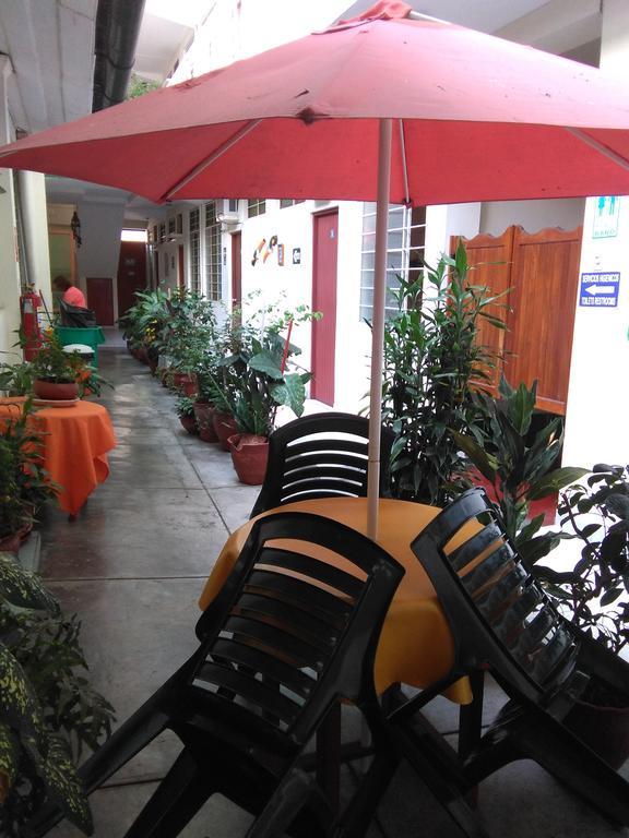 Hostal El Colibri Iquitos Dış mekan fotoğraf