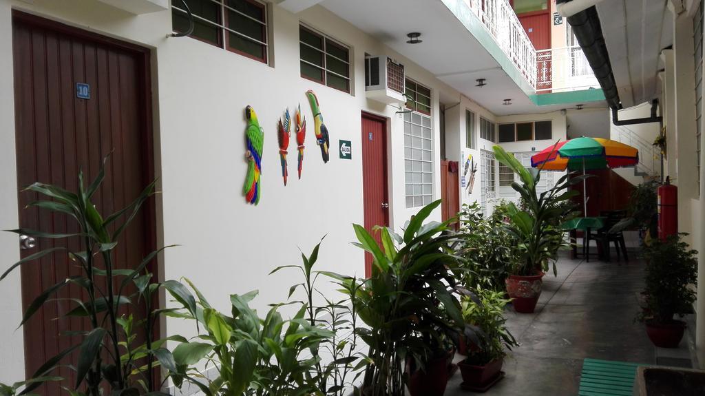 Hostal El Colibri Iquitos Dış mekan fotoğraf
