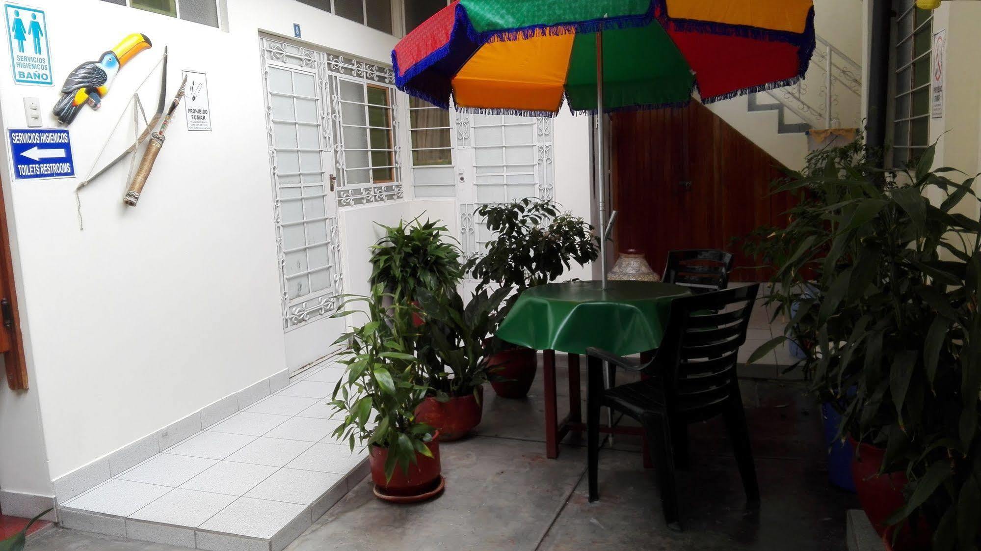 Hostal El Colibri Iquitos Dış mekan fotoğraf